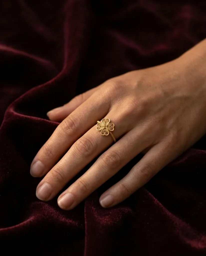 Clover Ring – worn